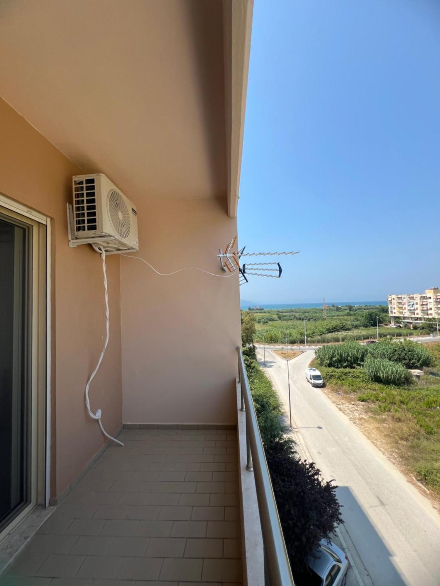 Horizon Apartments - Sea & Mountain View -Modern & Spacious Stay Orikum