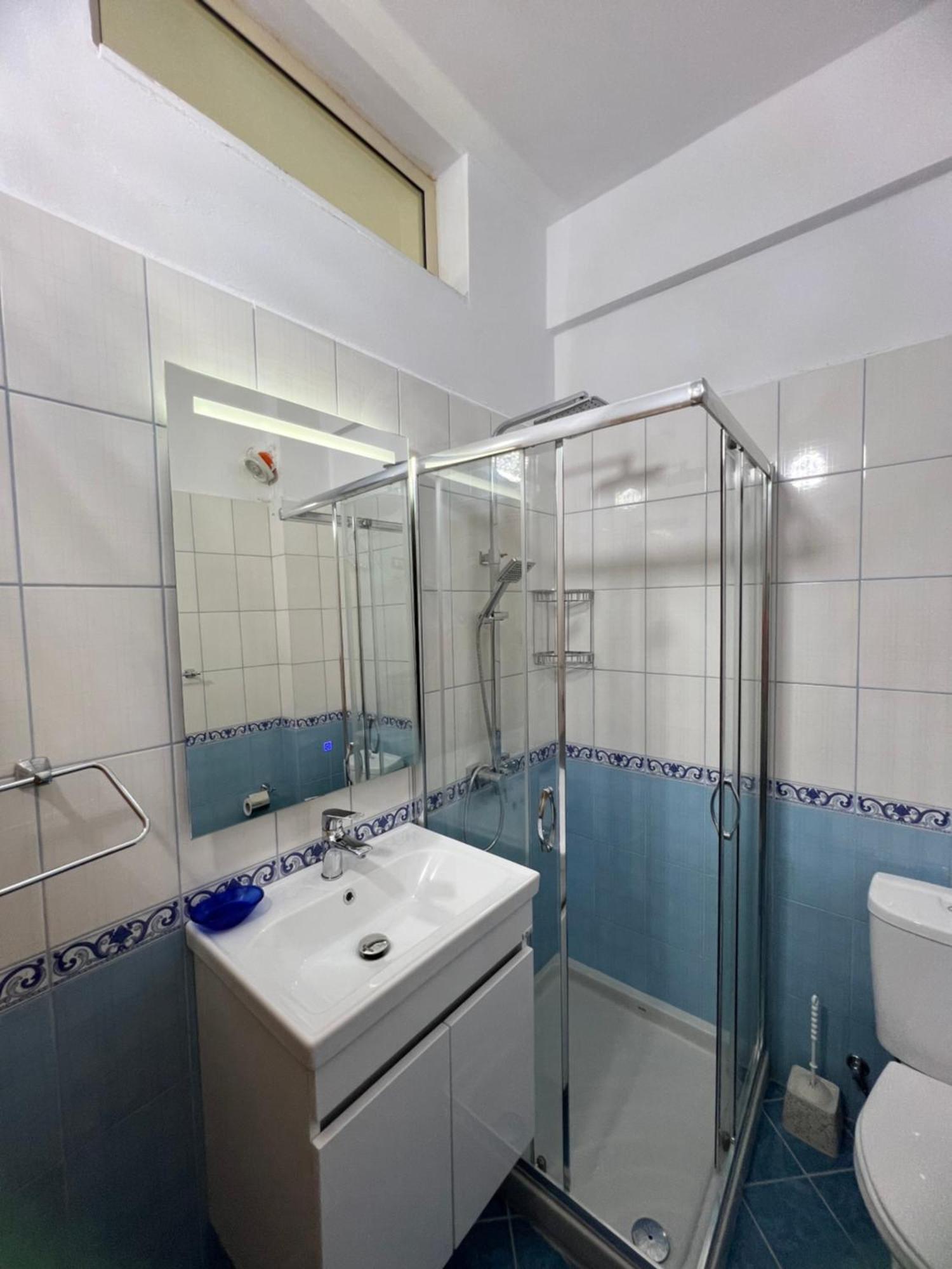 Horizon Apartments - Sea & Mountain View -Modern & Spacious Stay Orikum