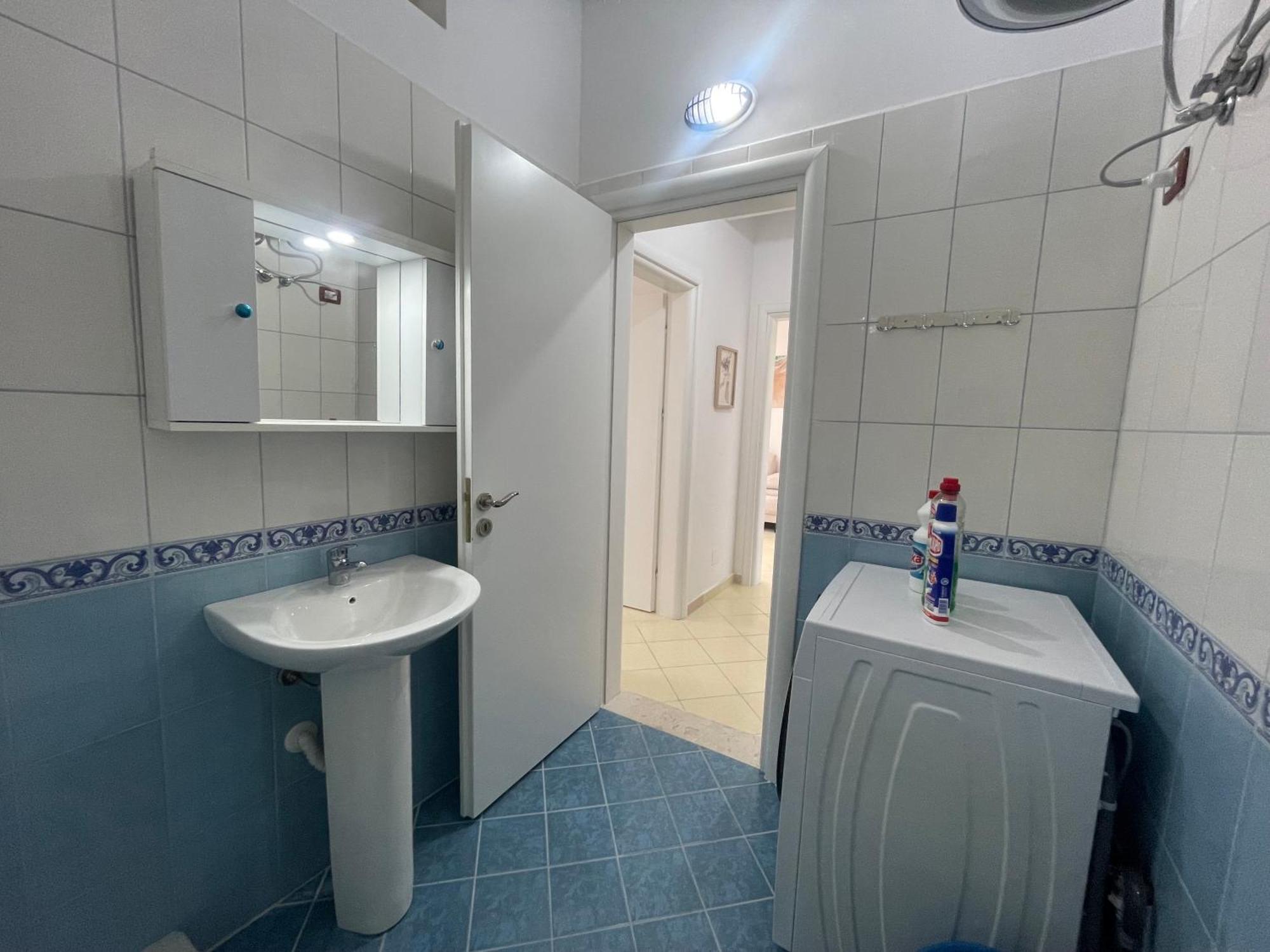 Apartment Horizon Apartments - Sea & Mountain View -Modern & Spacious Stay