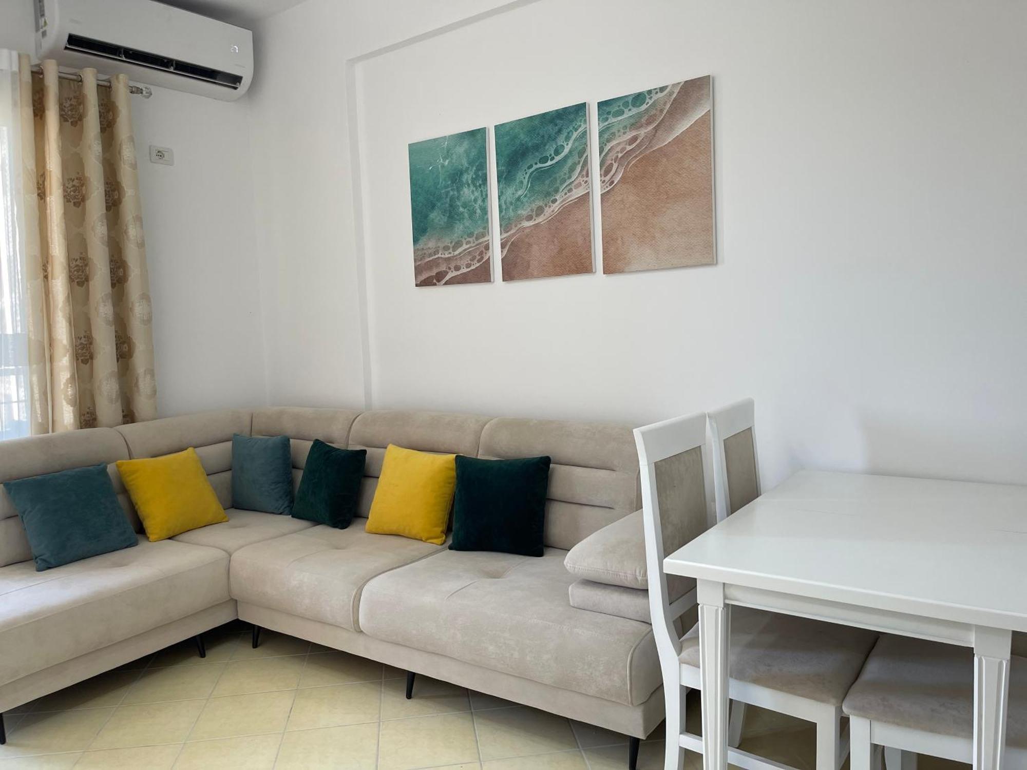 Horizon Apartments - Sea & Mountain View -Modern & Spacious Stay Orikum