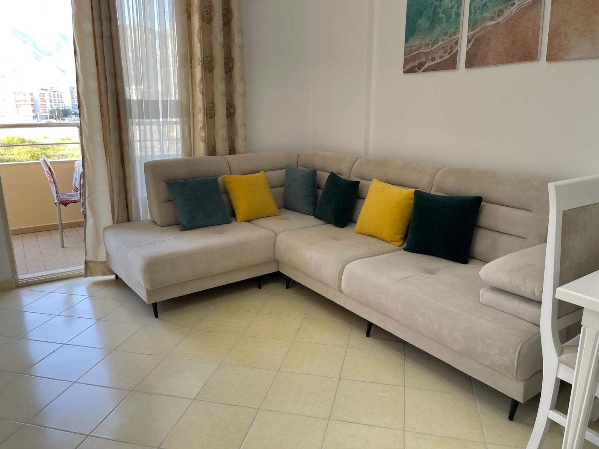 Horizon Apartments - Sea & Mountain View -Modern & Spacious Stay *
